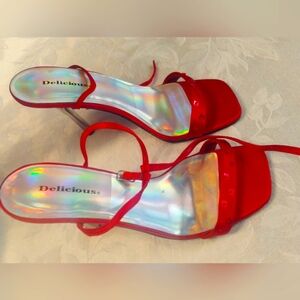 Stunning Red high heels to match the beautiful Red Dress!   Like New.
